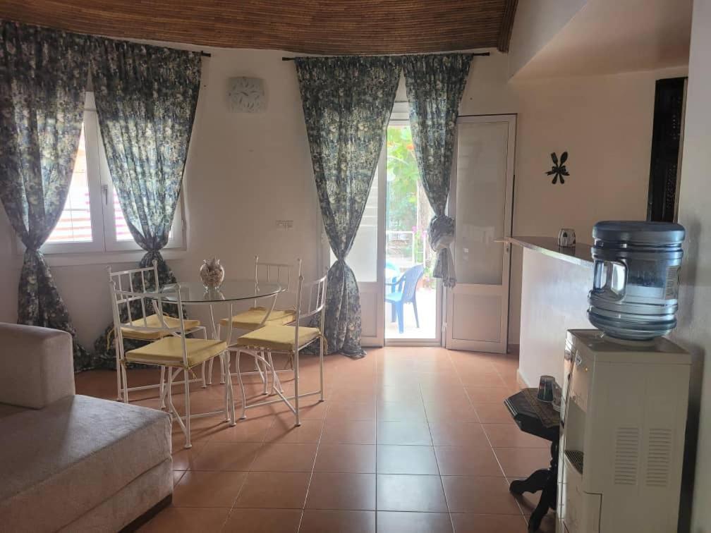 Villa Bord De Mer Avec Piscine Sali Tapé Exterior foto